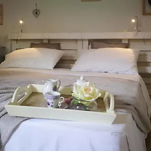 https://mirellas-house.hotelinveneto.com